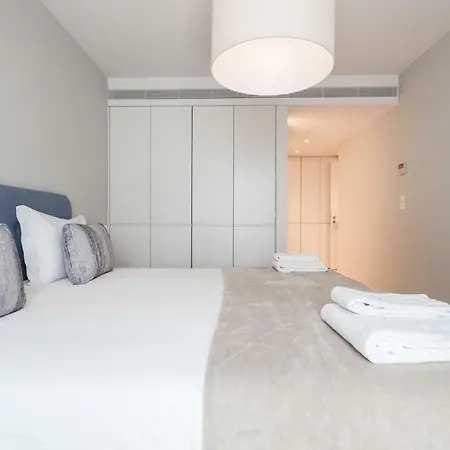Flh Rato Spacious Apartment Lisbon Exterior photo