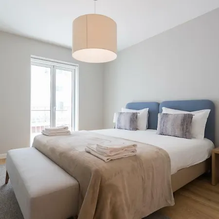 Flh Rato Spacious Apartment Lisbon Exterior photo