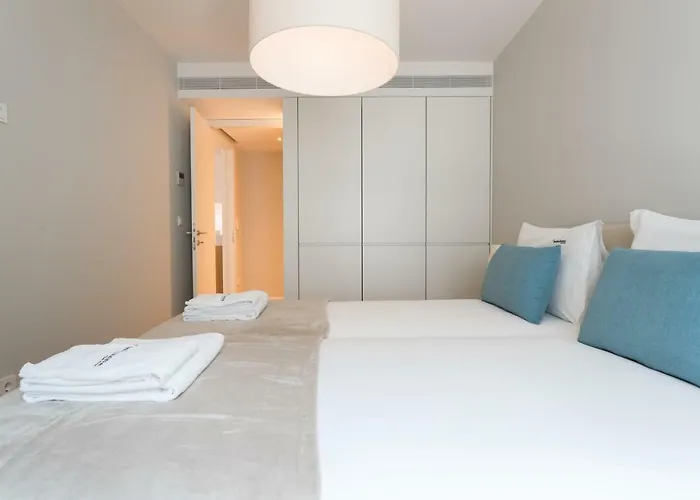 Flh Rato Spacious Apartment